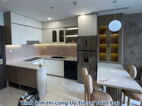 Xu hướng thiết kế phòng bếp hiện đại 2025 mang đến sự thay đổi rõ rệt: mở – tối giản – thông minh – bền vững – thẩm mỹ.