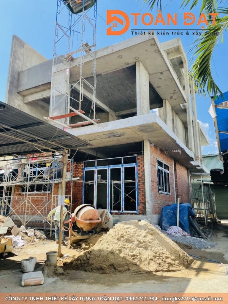 Thi công phần thô trọn gói là giải pháp tối ưu cho những gia chủ muốn tiết kiệm thời gian, chi phí và đảm bảo chất lượng công trình.